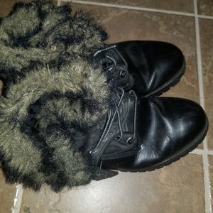 Timberland black leather boots 🔥